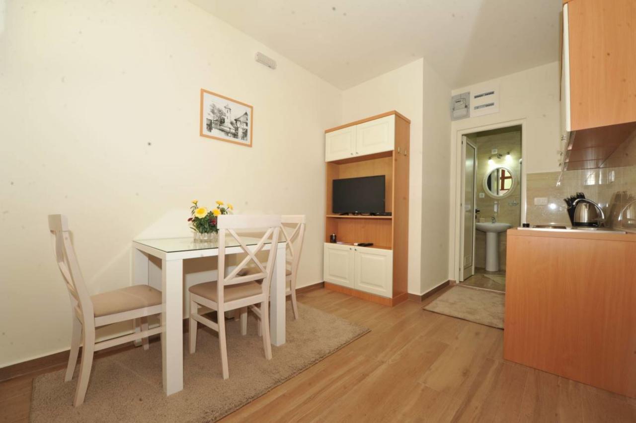 Apartments Olive Kotor Dış mekan fotoğraf